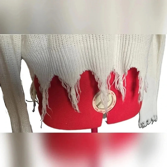 Full Tilt, Size L, Cream Destroyed Sweater - Picture 8 of 16